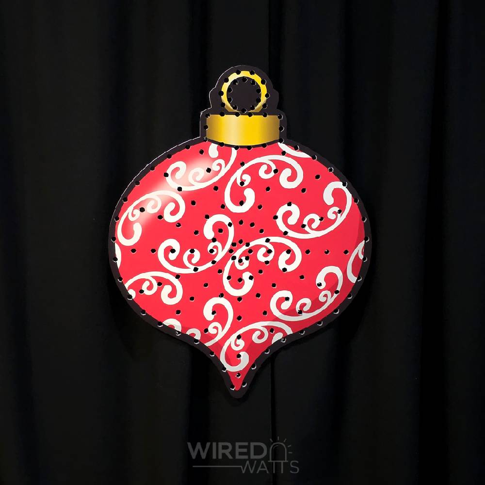 Small Pointed Christmas Bauble Swirled